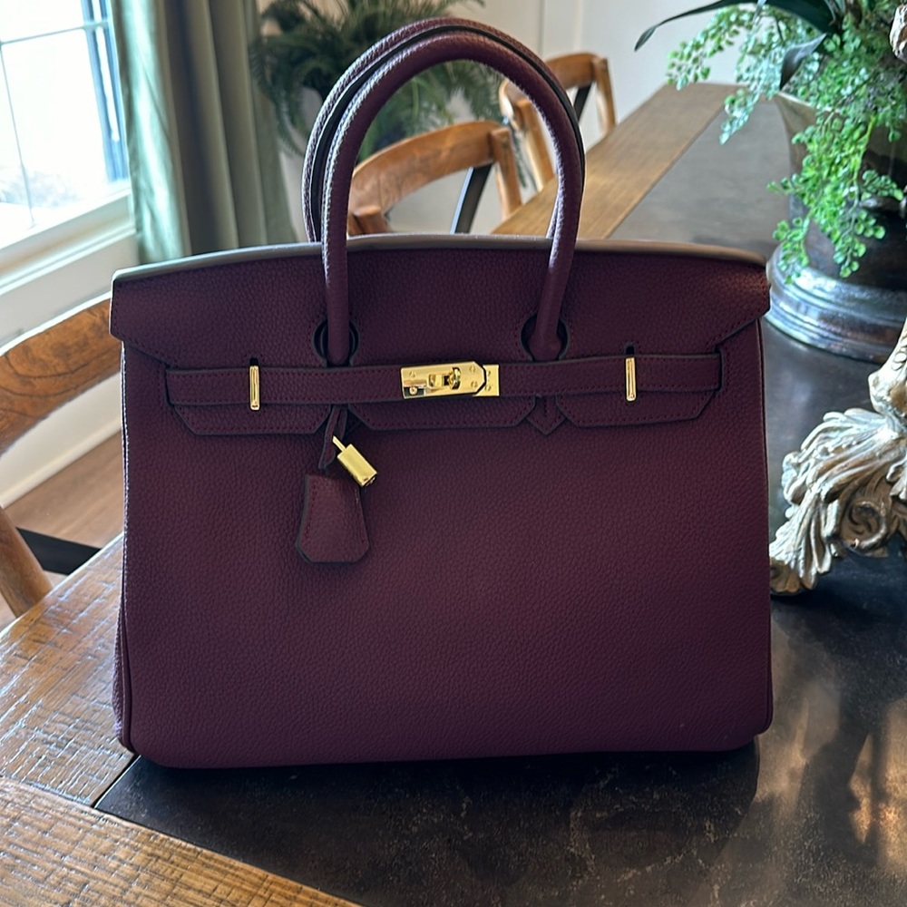 Elegant Burgundy Leather Top-Handle Tote 35cm